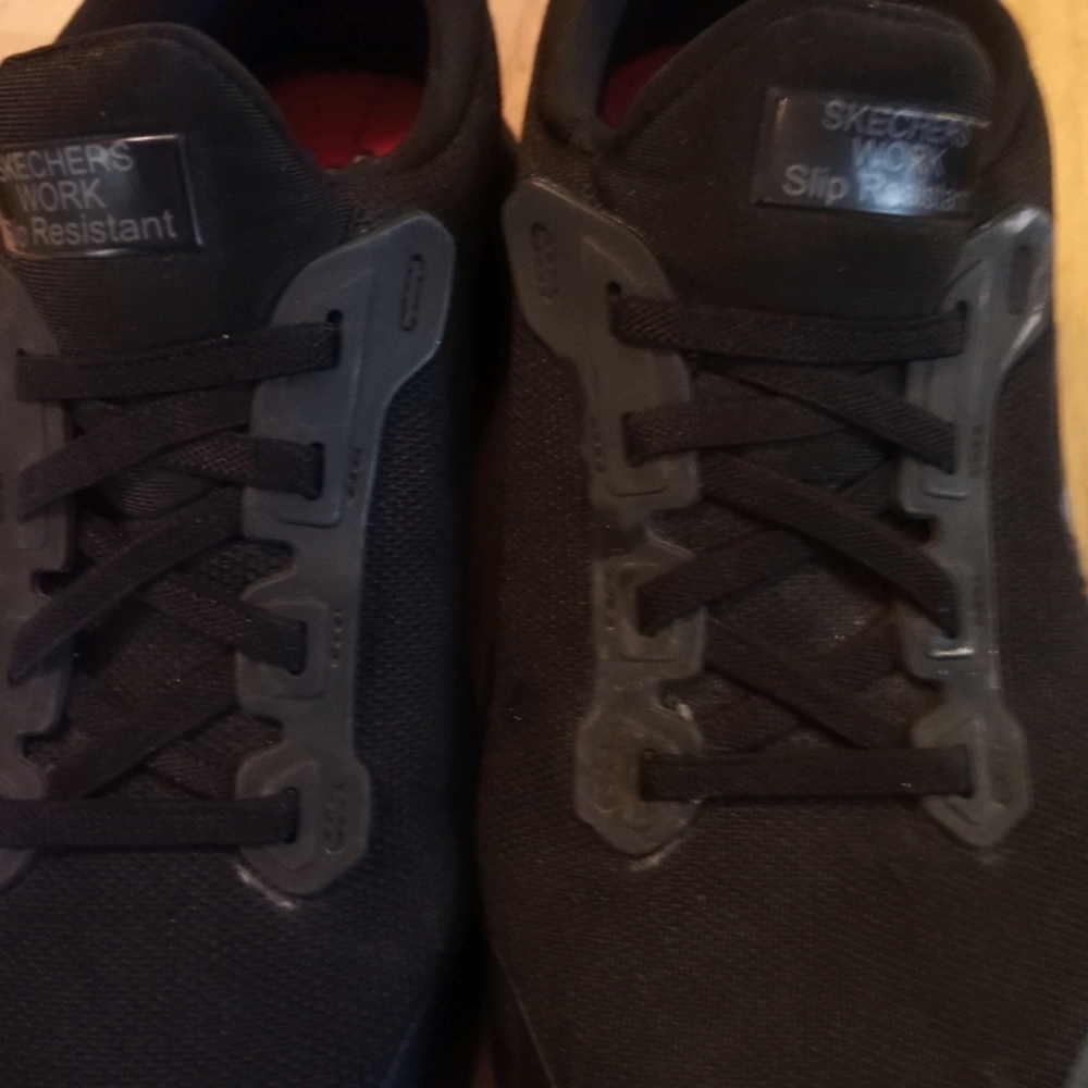 Skeechers non slip work shoes